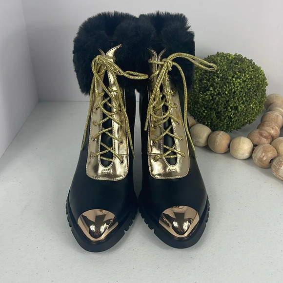 THINGS II COME
Women's Maliyana Luxurious Lace-Up Embellished Block-Heel Booties - Picture 6 of 12